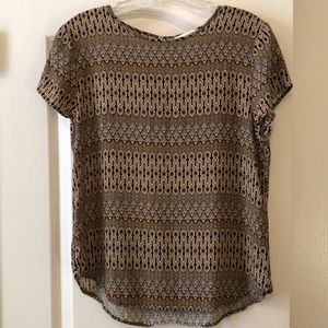 Women’s short sleeve top